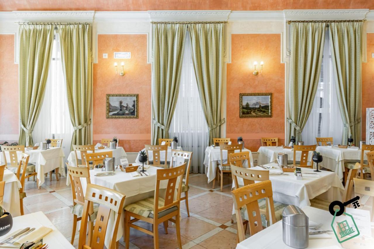 Hotel Rooms Lago Maggiore Verbania Eksteriør bilde