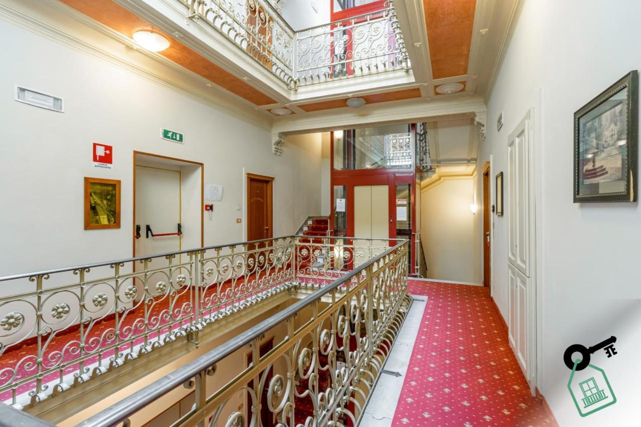 Hotel Rooms Lago Maggiore Verbania Eksteriør bilde